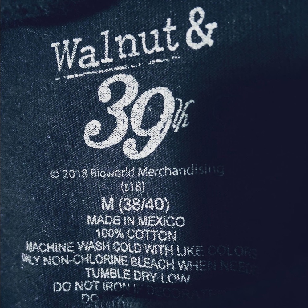All these flavors…and you choose to be SALTY! 39th & Walnut T-shirt - Medium - Picture 3 of 3